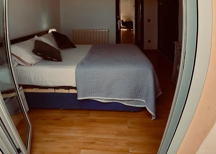 Red House Bed & Breakfast